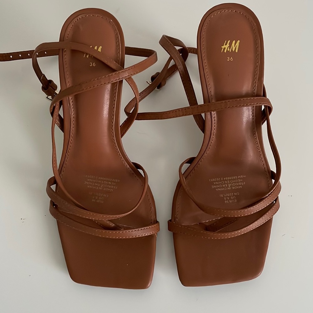 H&M tan sandals
